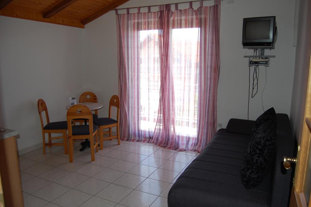Apartments Bojanic Vodice Zimmer foto